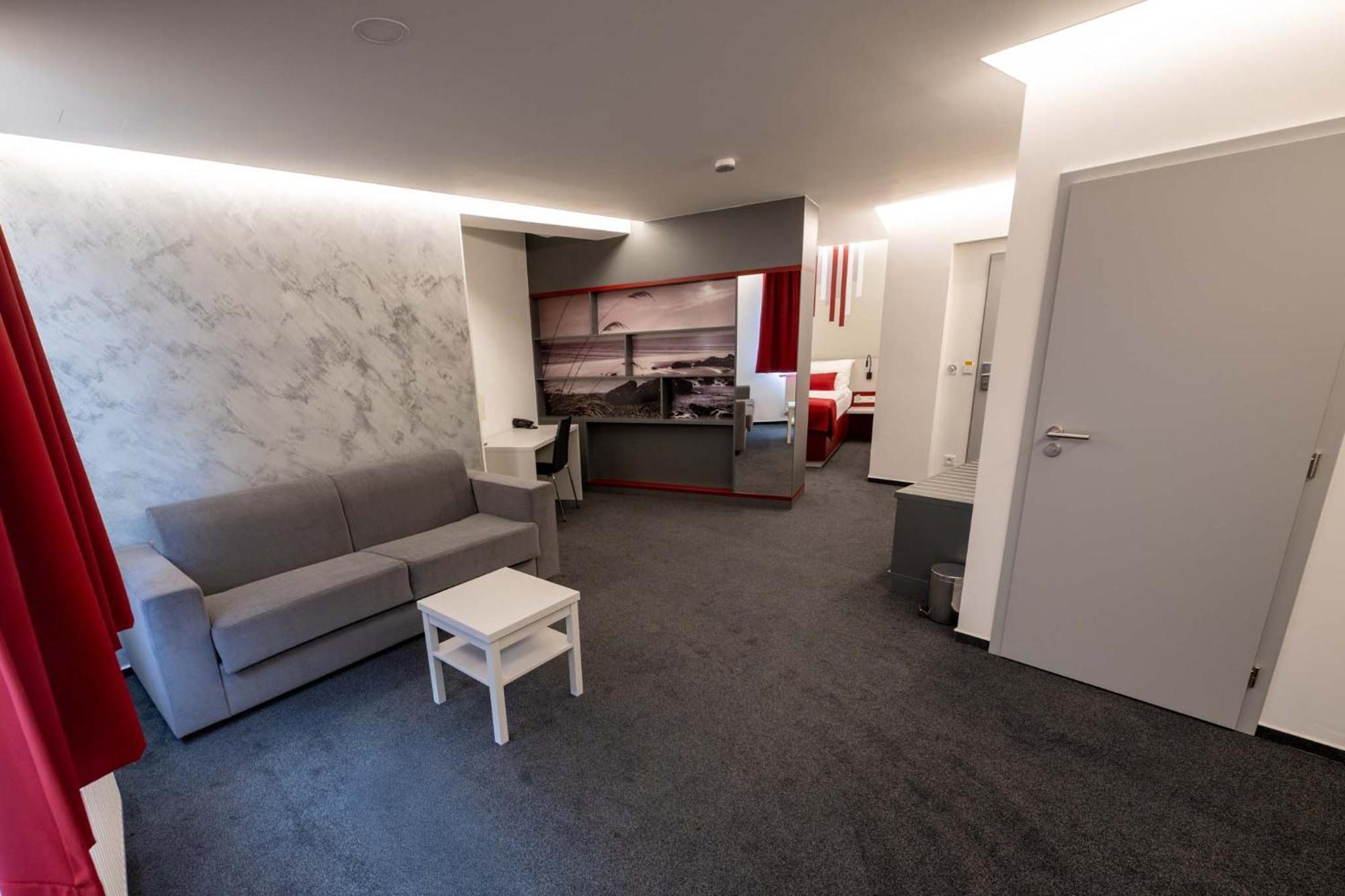 Hotel Villa Eden イフラヴァ エクステリア 写真